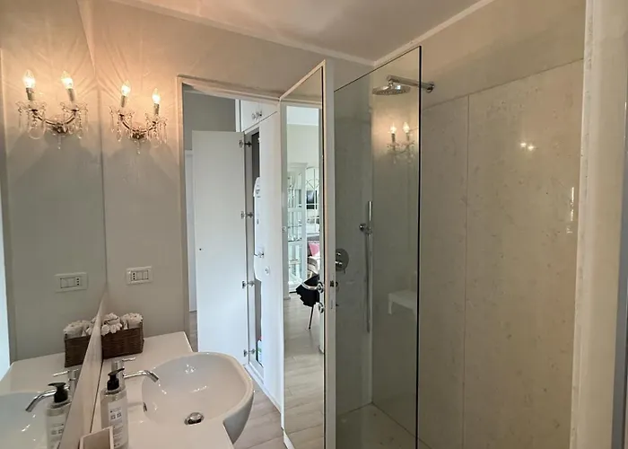 Artieri Suites, Cavour Feriehus *